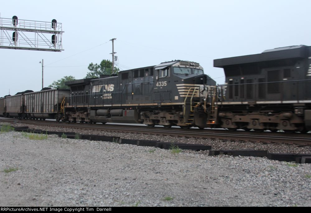 NS 4335 on 858